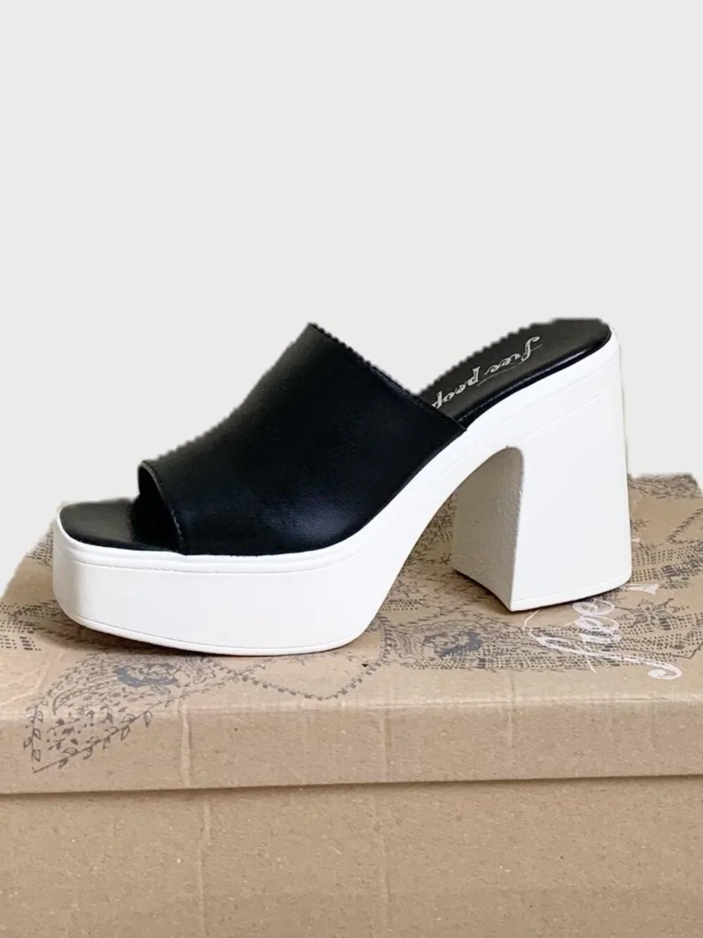 Free People Zoe Platform Slide Sandals, Black/White, Women’s 8.5, New In Box